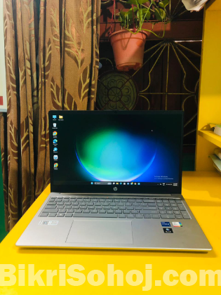 hp Intel Core i7‑1260P 12th Gen 16GB Iris Xe Graphics 512SSD